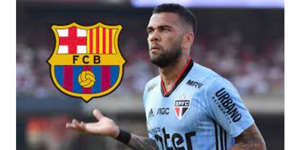 Dani Alves change le maillot n°8 de Barcelone